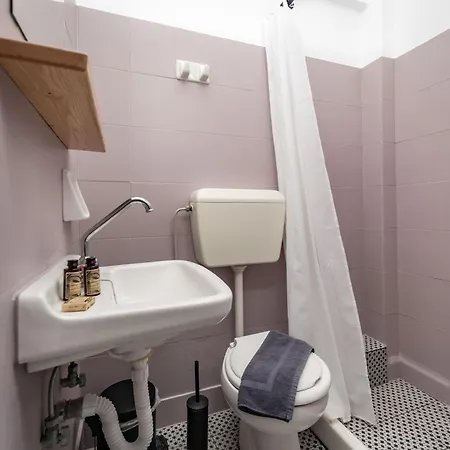 Hippocampus 2 Min Walk From The * Moutsoúna