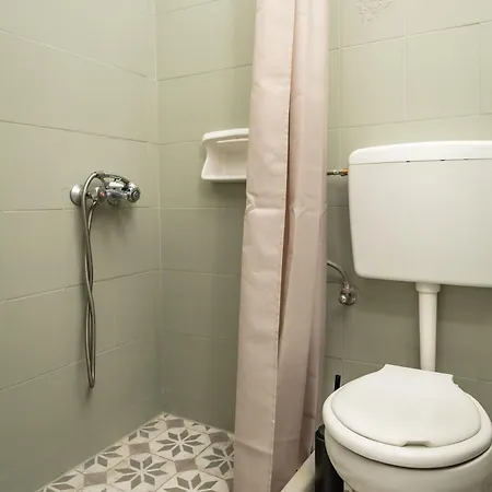 Hippocampus 2 Min Walk From The Moutsoúna